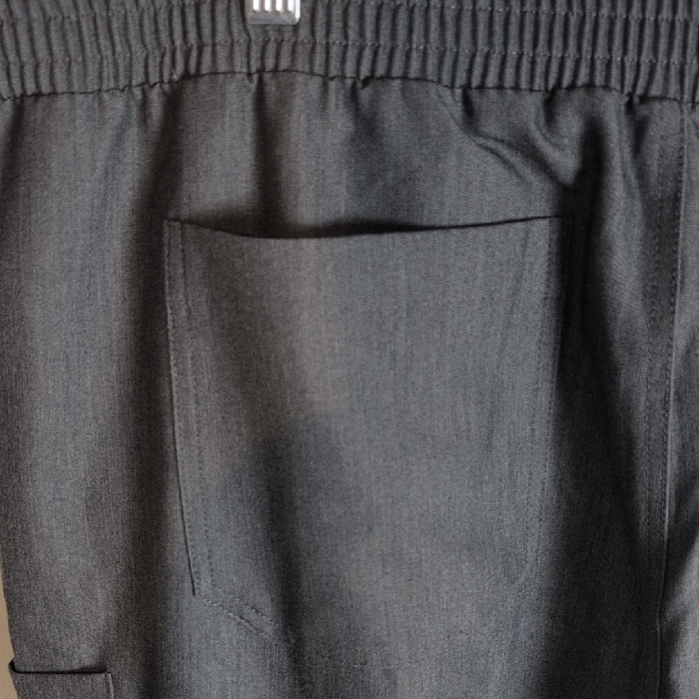 Figs Technical Collection Scrub Pants - Picture 8 of 12